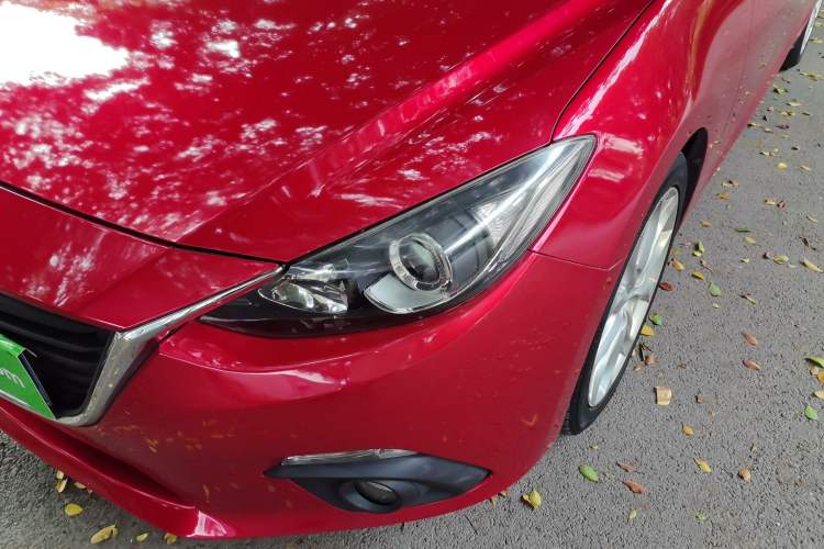 Used Mazda 3 Axela 2016 Sedan 2.0L Automatic Sport Model Left Front Headlight
