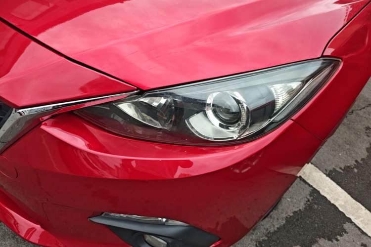 Used Mazda 3 Axela 2016 Sedan 1.5L Manual Luxury Model Left Front Headlight