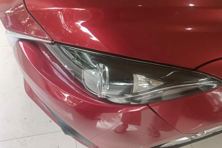 Used Mazda 3 Axela 2016 Sedan 1.5L Automatic Comfort Model Left Front Headlight