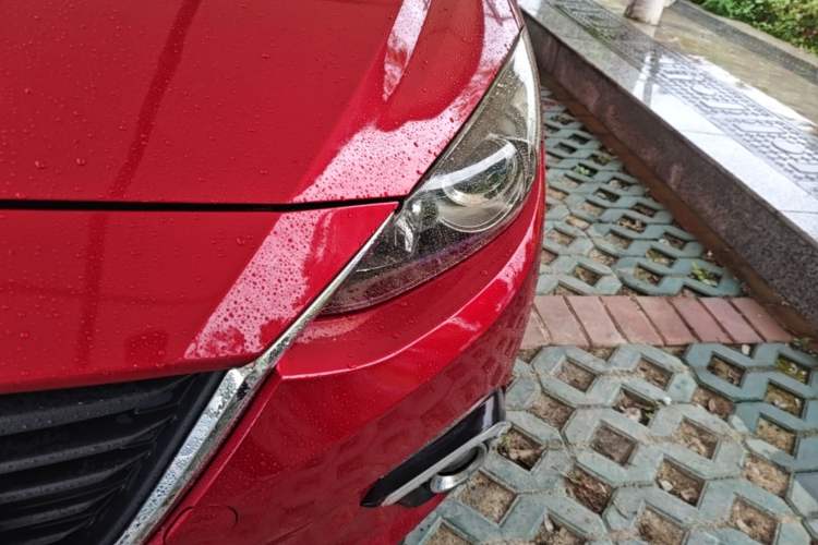 Used Mazda 3 Axela 2016 Sedan 1.5L Automatic Comfort Model Left Front Headlight