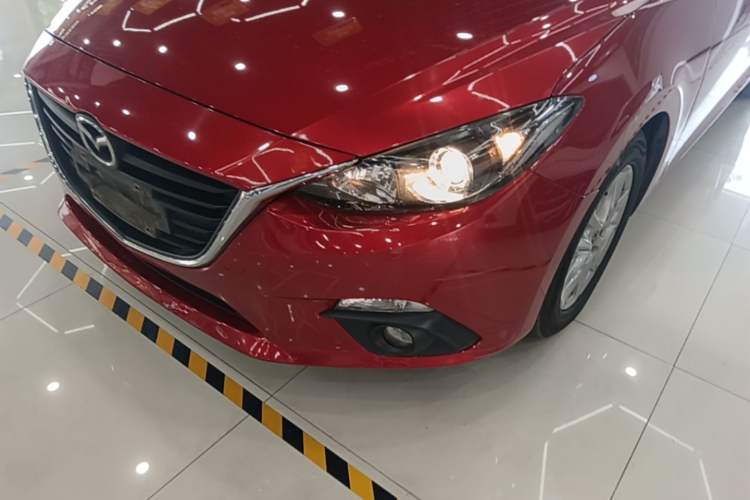 Used Mazda 3 Axela 2016 Sedan 1.5L Automatic Luxury Model Left Front Headlight