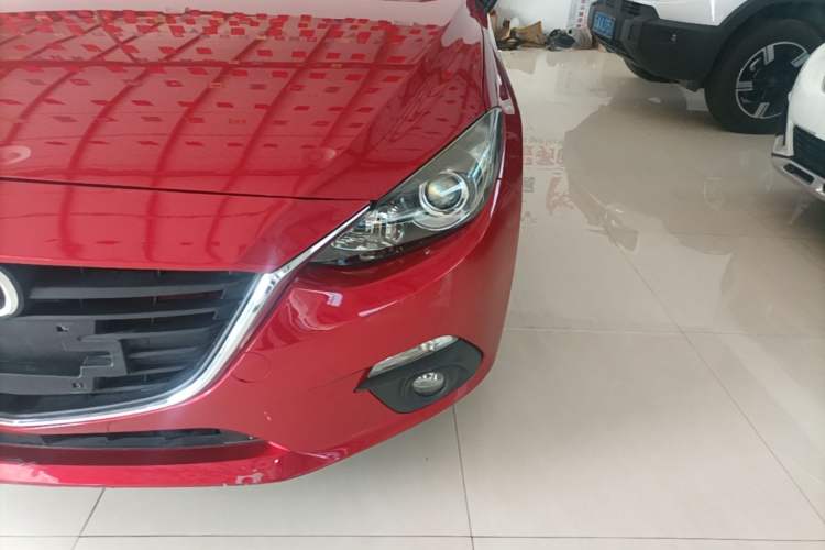 Used Mazda 3 Axela 2016 Sedan 1.5L Automatic Comfort Model Left Front Headlight