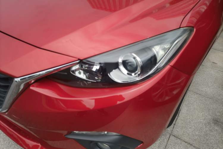 Used Mazda 3 Axela 2016 Sedan 1.5L Automatic Luxury Model Left Front Headlight