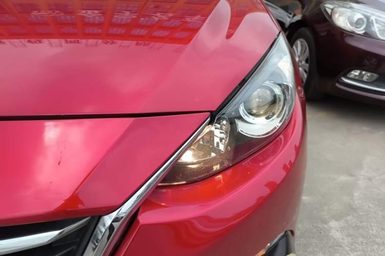 Used Mazda 3 Axela 2016 Sedan 1.5L Automatic Comfort Model Left Front Headlight