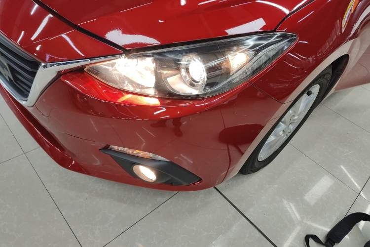 Used Mazda 3 Axela 2016 Sedan 1.5L Automatic Comfort Model Left Front Headlight