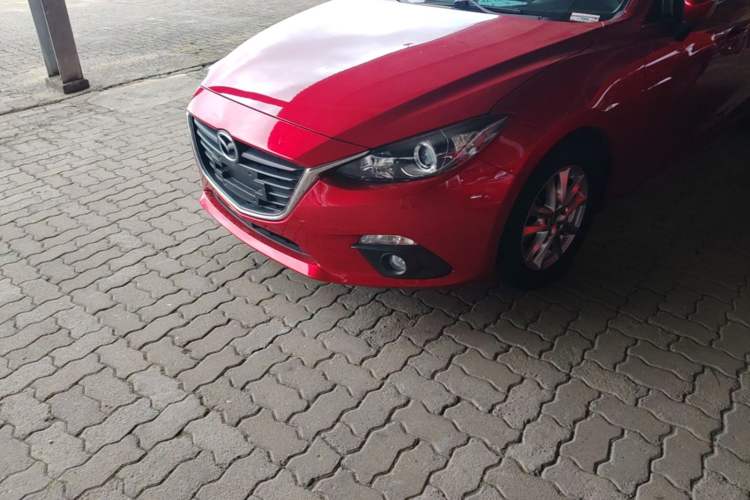 Used Mazda 3 Axela 2016 Sedan 1.5L Automatic Luxury Model Left Front Headlight