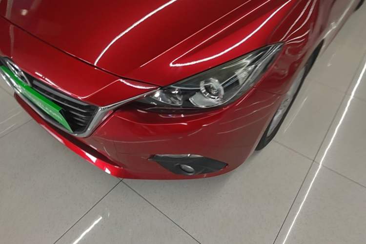 Used Mazda 3 Axela 2016 Hatchback 1.5L Automatic Luxury Model Left Front Headlight
