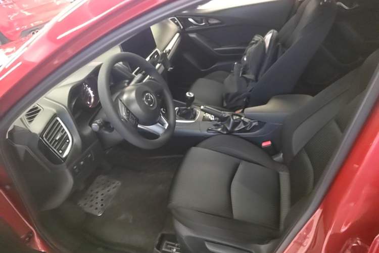 Used Mazda 3 Axela 2016 Sedan 1.5L Manual Comfort Model Left Front Seat