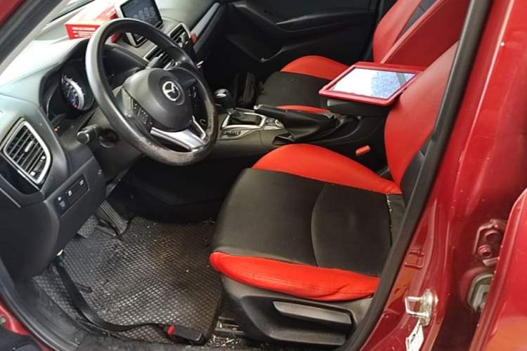 Used Mazda 3 Axela 2016 Sedan 1.5L Automatic Comfort Model Left Front Seat