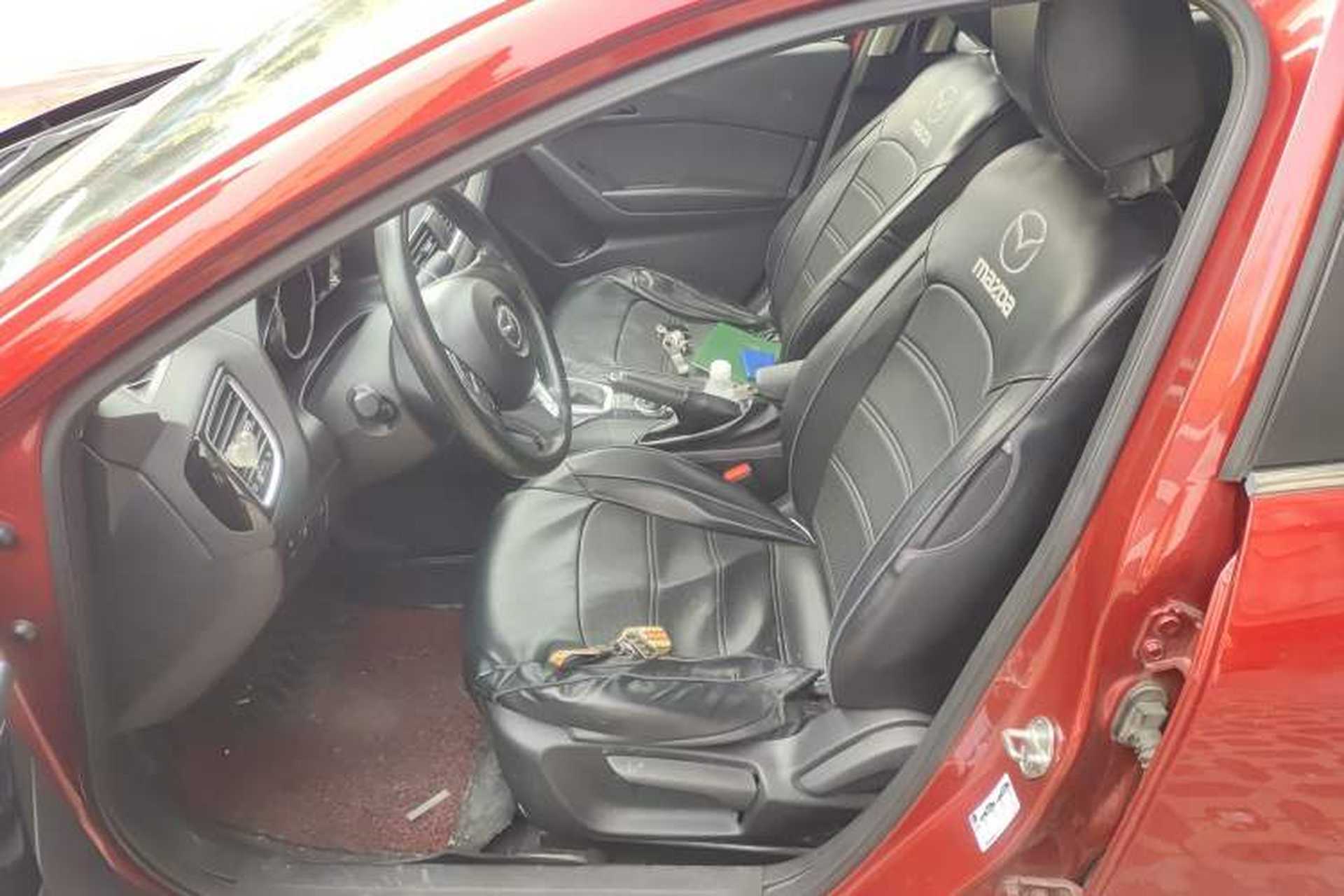 Used Mazda 3 Axela 2016 Sedan 1.5L Automatic Luxury Model Left Front Seat