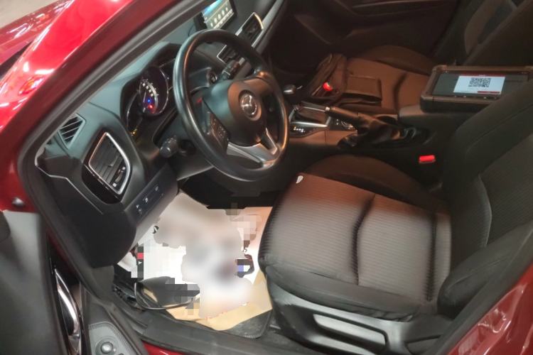 Used Mazda 3 Axela 2016 Hatchback 1.5L Automatic Comfort Model Left Front Seat