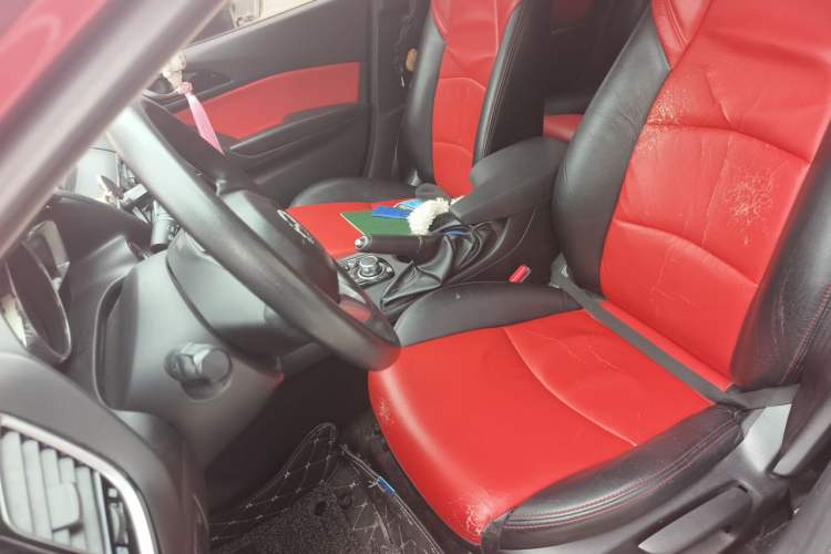 Used Mazda 3 Axela 2016 Sedan 1.5L Automatic Luxury Model Left Front Seat