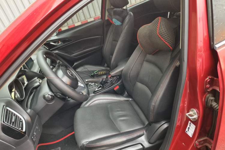 Used Mazda 3 Axela 2016 Sedan 2.0L Automatic Sport Model Left Front Seat