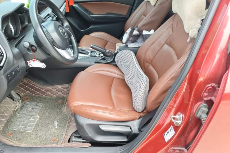 Used Mazda 3 Axela 2016 Sedan 1.5L Automatic Comfort Model Left Front Seat