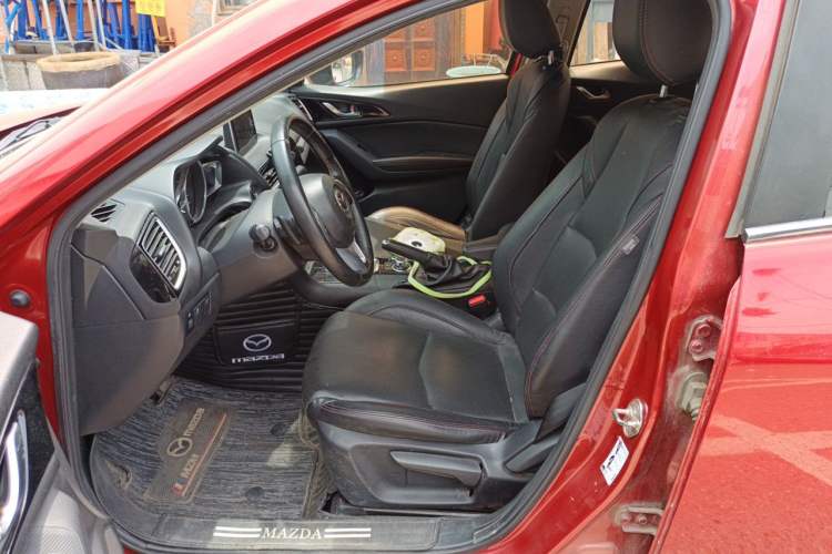 Used Mazda 3 Axela 2016 Sedan 2.0L Automatic Sport Model Left Front Seat