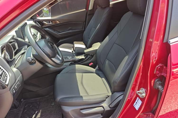 Used Mazda 3 Axela 2016 Sedan 1.5L Automatic Luxury Model Left Front Seat