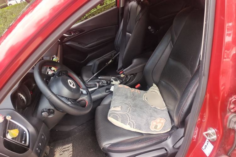 Used Mazda 3 Axela 2016 Sedan 2.0L Automatic Sport Model Left Front Seat