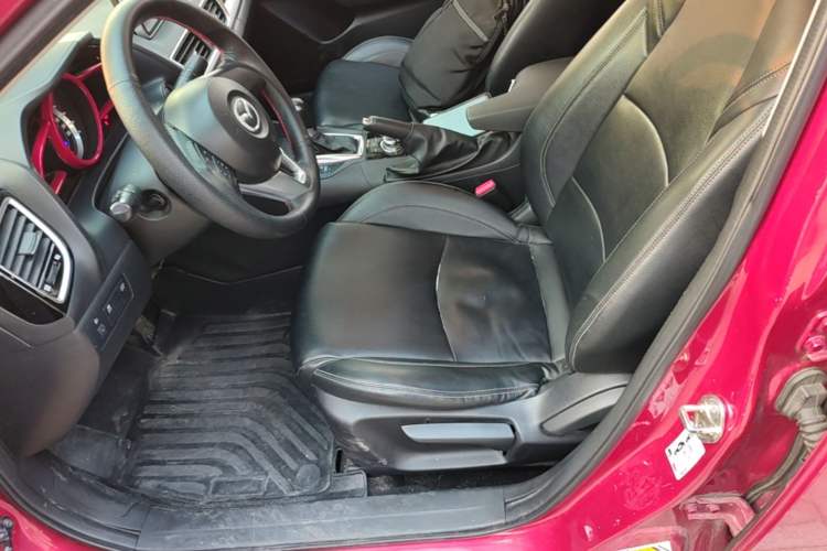 Used Mazda 3 Axela 2016 Sedan 1.5L Automatic Comfort Model Left Front Seat