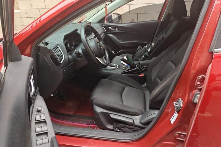 Used Mazda 3 Axela 2016 Sedan 1.5L Automatic Luxury Model Left Front Seat