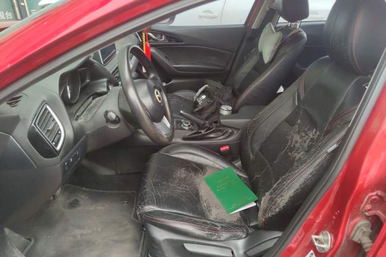 Used Mazda 3 Axela 2016 Sedan 1.5L Automatic Comfort Model Left Front Seat