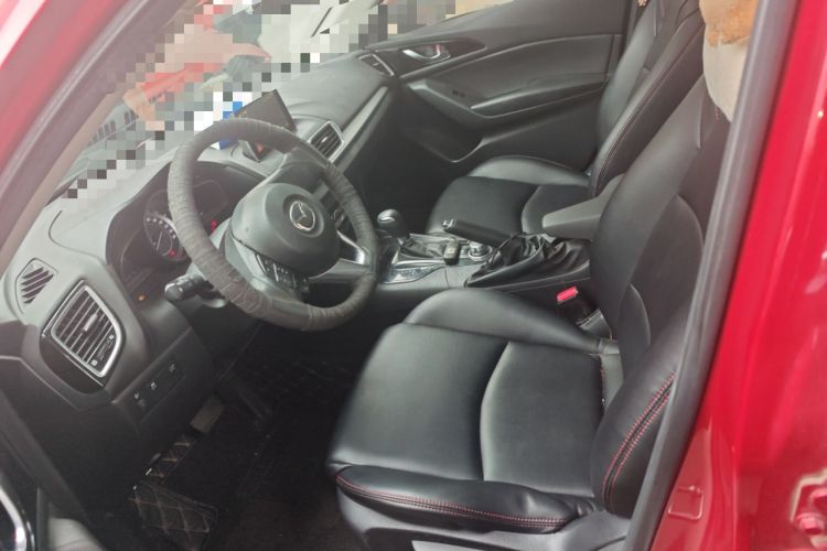 Used Mazda 3 Axela 2016 Hatchback 1.5L Automatic Luxury Model Left Front Seat