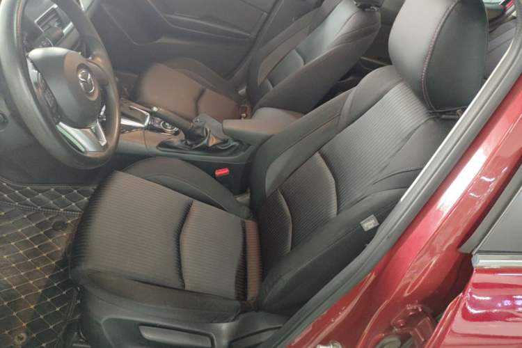 Used Mazda 3 Axela 2016 Sedan 1.5L Automatic Luxury Model Left Front Seat