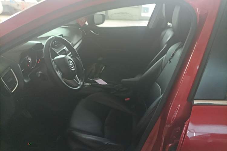 Used Mazda 3 Axela 2016 Sedan 1.5L Automatic Comfort Model Left Front Seat