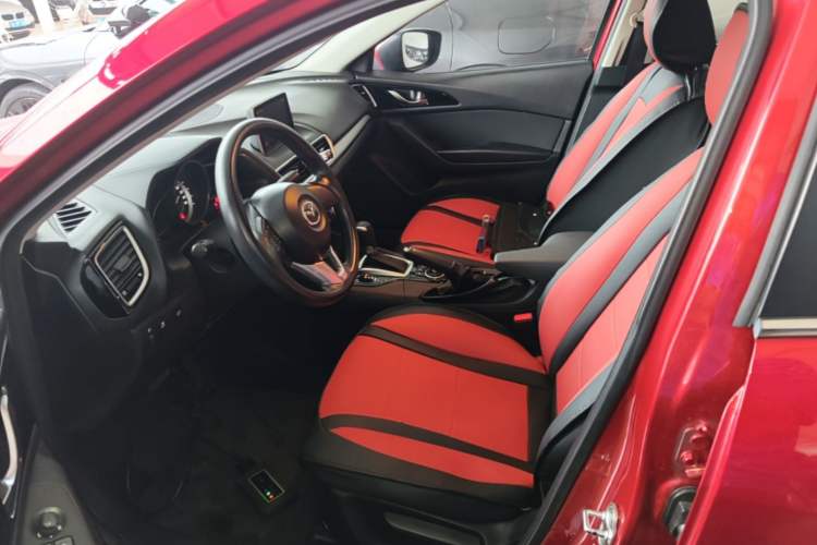 Used Mazda 3 Axela 2016 Sedan 1.5L Automatic Luxury Model Left Front Seat