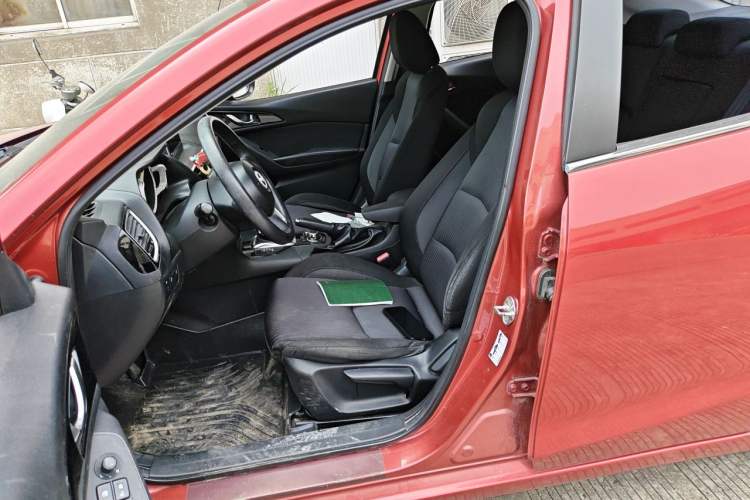 Used Mazda 3 Axela 2016 Sedan 1.5L Automatic Luxury Model Left Front Seat