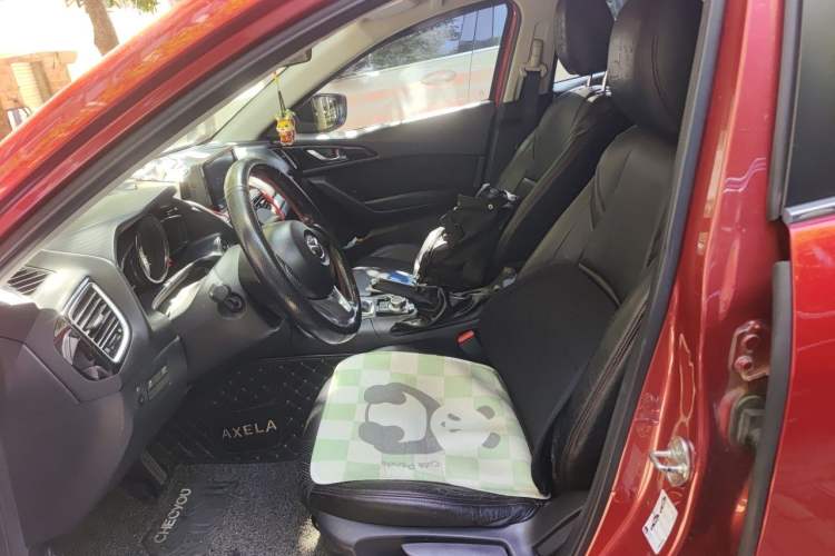 Used Mazda 3 Axela 2016 Sedan 1.5L Automatic Comfort Model Left Front Seat