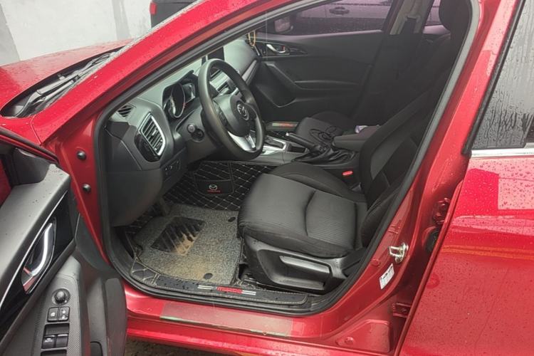 Used Mazda 3 Axela 2016 Sedan 1.5L Automatic Comfort Model Left Front Seat