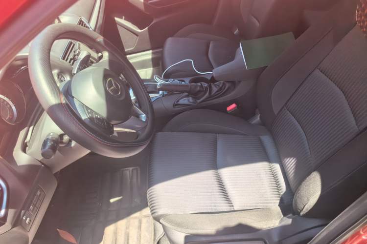 Used Mazda 3 Axela 2016 Sedan 1.5L Automatic Luxury Model Left Front Seat