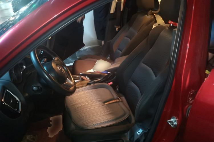 Used Mazda 3 Axela 2016 Sedan 1.5L Automatic Comfort Model Left Front Seat