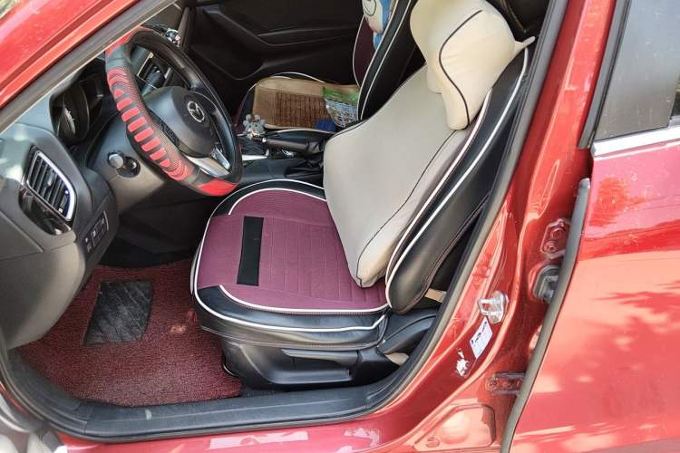Used Mazda 3 Axela 2016 Sedan 1.5L Automatic Comfort Model Left Front Seat