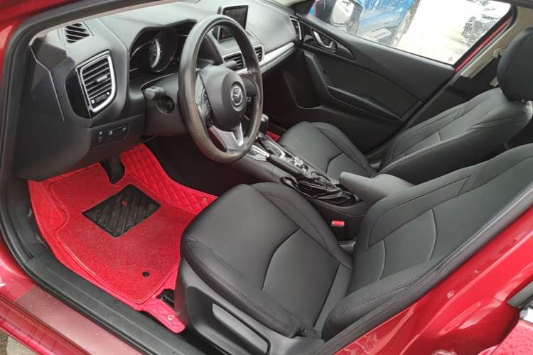Used Mazda 3 Axela 2016 Sedan 1.5L Automatic Luxury Model Left Front Seat