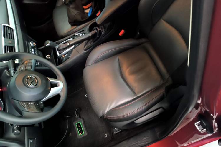 Used Mazda 3 Axela 2016 Sedan 2.0L Automatic Sport Model Left Front Seat