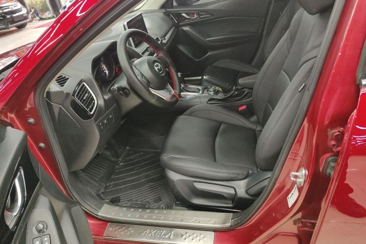 Used Mazda 3 Axela 2016 Sedan 1.5L Automatic Comfort Model Left Front Seat