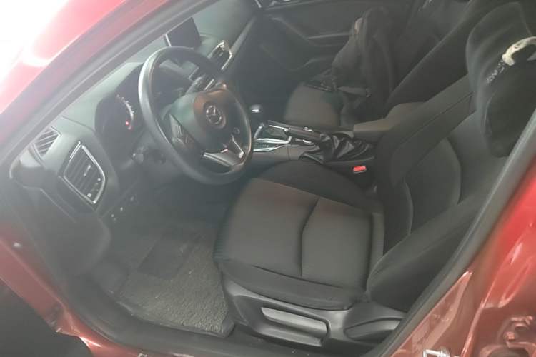 Used Mazda 3 Axela 2016 Hatchback 1.5L Automatic Luxury Model Left Front Seat