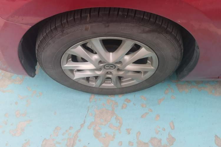 Used Mazda 3 Axela 2016 Sedan 1.5L Automatic Luxury Model Left Front Wheel Hub