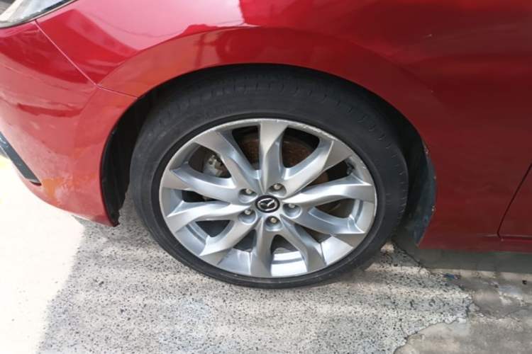 Used Mazda 3 Axela 2016 Sedan 2.0L Automatic Flagship Model Left Front Wheel Hub