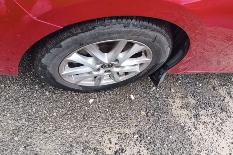 Used Mazda 3 Axela 2016 Hatchback 1.5L Automatic Luxury Model Left Front Wheel Hub