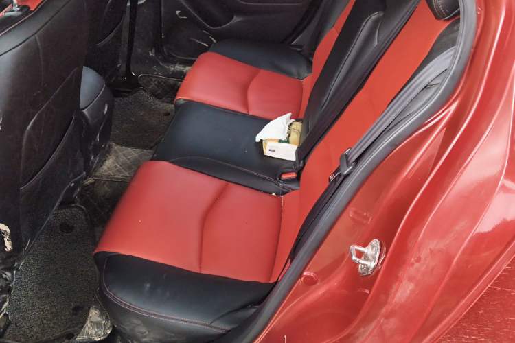 Used Mazda 3 Axela 2016 Sedan 1.5L Automatic Comfort Model Left Rear Seat