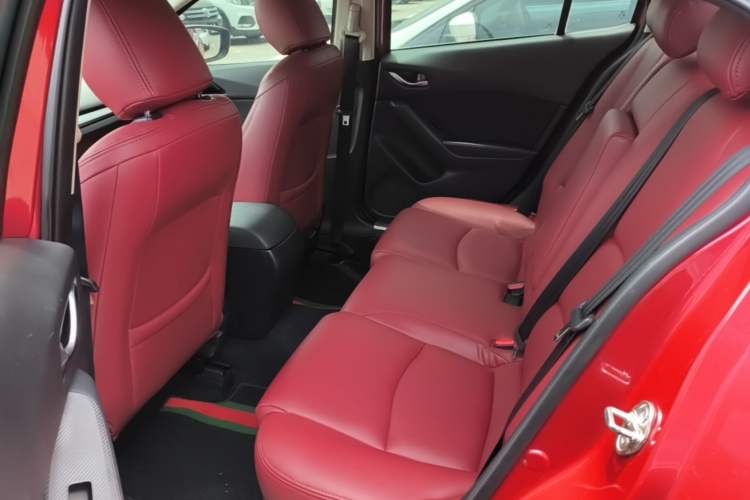 Used Mazda 3 Axela 2016 Sedan 1.5L Automatic Comfort Model Left Rear Seat