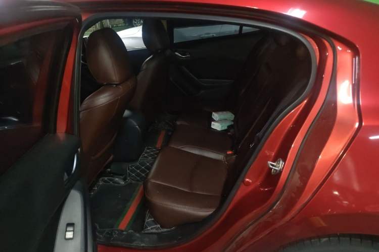 Used Mazda 3 Axela 2016 Sedan 1.5L Automatic Comfort Model Left Rear Seat