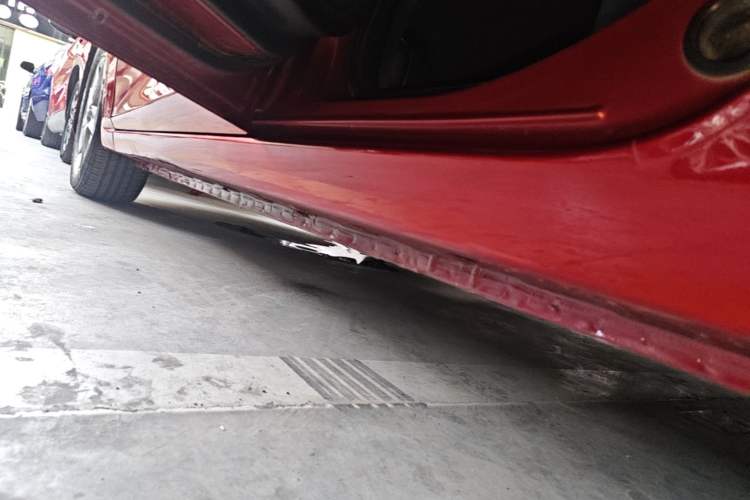 Used Mazda 3 Axela 2016 Sedan 1.5L Automatic Luxury Model Left Side Sill