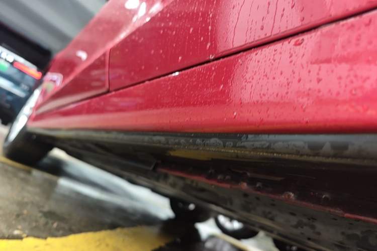 Used Mazda 3 Axela 2016 Sedan 1.5L Automatic Comfort Model Left Side Sill
