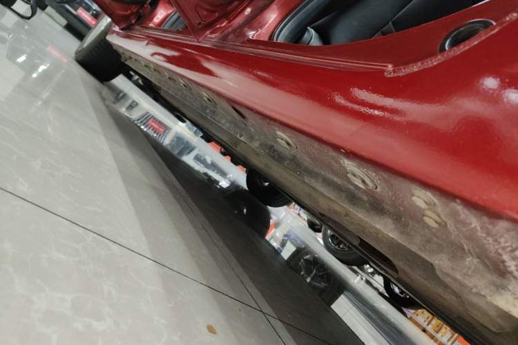 Used Mazda 3 Axela 2016 Sedan 1.5L Automatic Comfort Model Left Side Sill
