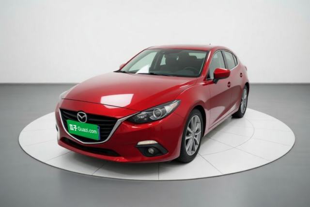 Używany Mazda 3 Axela 2016 Sedan 1.5L Automatic Comfort Model