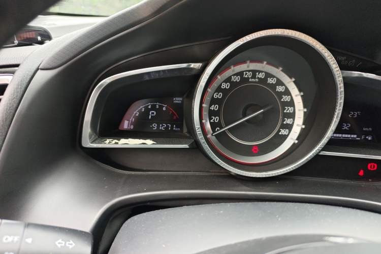 Used Mazda 3 Axela 2016 Sedan 1.5L Automatic Comfort Model Odometer Close Up