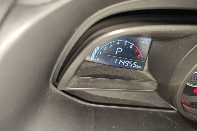 Used Mazda 3 Axela 2016 Sedan 1.5L Automatic Comfort Model Odometer Close Up